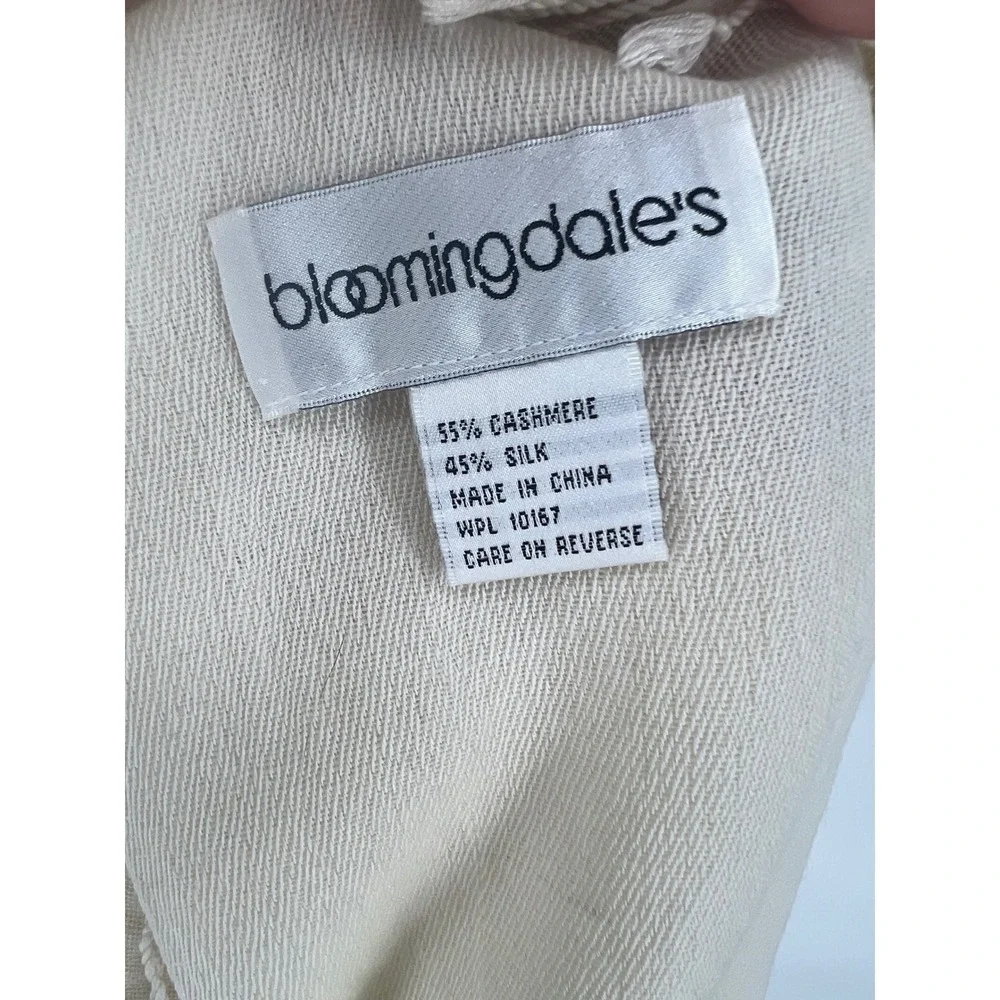 Bloomingdale's Cashmere Silk Ivory Travel Wrap Shawl Fringe